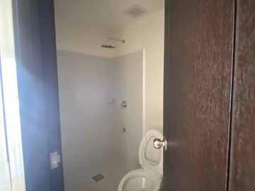 CONDO IN PASIG| RENT TO OWN 1 BR W/BALCONY| near TIENDESITAS| ARCOVIA| ORTIGAS| EASTWOOD| PET FRIENDLY