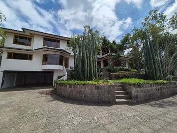 Casa de venta en Cumbaya, sector San Francisco