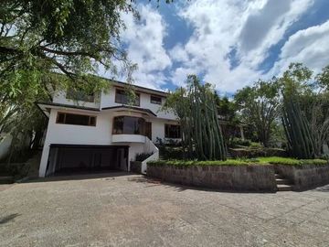 Casa de venta en Cumbaya, sector San Francisco