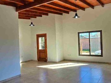 Dueño vende casa a estrenar en Villa del Dique,  Calamuchita