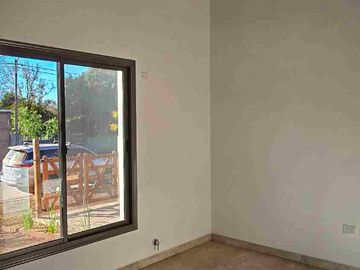 Dueño vende casa a estrenar en Villa del Dique,  Calamuchita