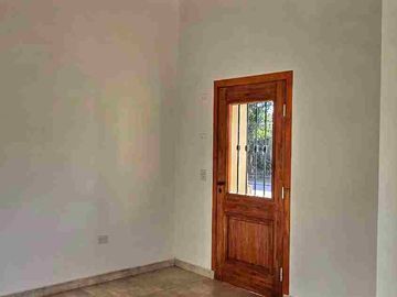 Dueño vende casa a estrenar en Villa del Dique,  Calamuchita