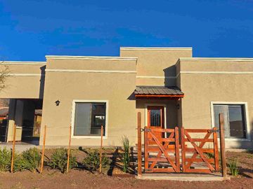 Dueño vende casa a estrenar en Villa del Dique,  Calamuchita