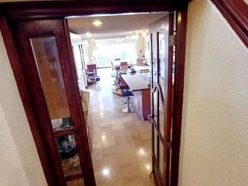 Casa en venta, sector Cumbaya reservorio