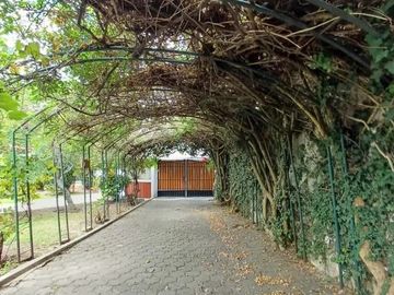 Casa en venta, sector Cumbaya reservorio