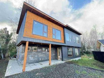 oportunidad  casa a sólo 5 minutos del centro de Pucon