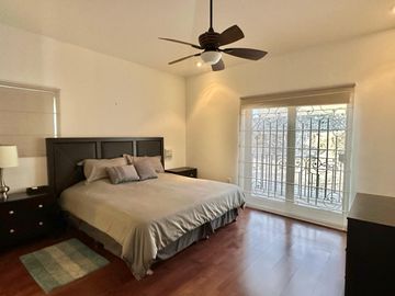 SE VENDE CASA EN LA JOLLA