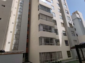 EN VENTA DEPARTAMENTO 3 DORMITORIOS 1 COCHERA CON DEPOSITO