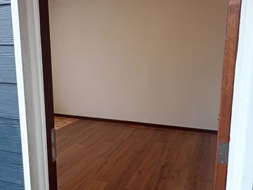 Casa individual, sector Villa La Estancia $ 83.000.000.-