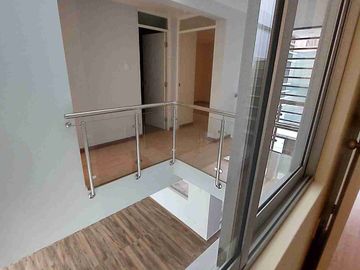 CASA EN ESTRENO