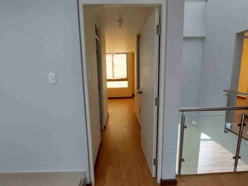 CASA EN ESTRENO