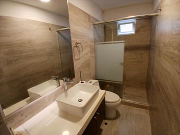 ✨ CONFORT Y UBICACIÓN EN SAN ISIDRO – 2 DORM. + ÁREAS COMUNES