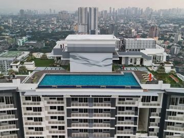 THE CRESTMONT 3BR w/ PS FOR SALE in Panay Ave QC