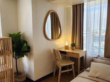 THE CRESTMONT 3BR w/ PS FOR SALE in Panay Ave QC