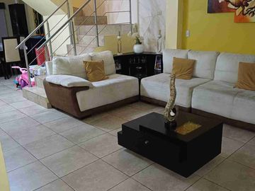 Vendo hermosa casa en Vila club, amplia con piscina 5 dormitorios 6 baños