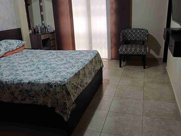 Vendo hermosa casa en Vila club, amplia con piscina 5 dormitorios 6 baños