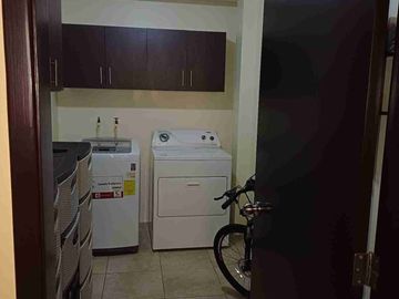 Vendo hermosa casa en Vila club, amplia con piscina 5 dormitorios 6 baños