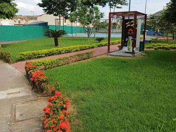Vendo hermosa casa en Vila club, amplia con piscina 5 dormitorios 6 baños
