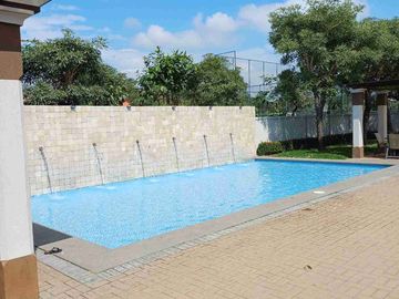 Vendo hermosa casa en Vila club, amplia con piscina 5 dormitorios 6 baños
