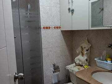 Oferta ! Vendo dpto. dúplex en Magdalena límite San Isidro