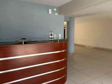 Oferta ! Vendo dpto. dúplex en Magdalena límite San Isidro