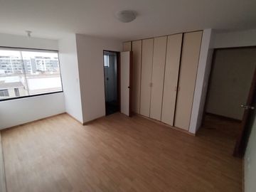 VENTA DEPARTAMENTO A UNAS CUADRAS DE PENAGONITO