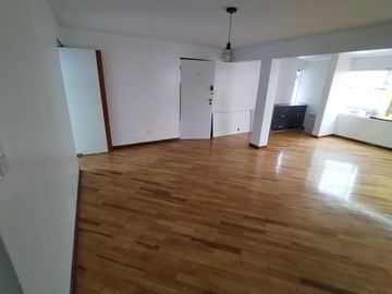VENTA DEPARTAMENTO A UNAS CUADRAS DE PENAGONITO