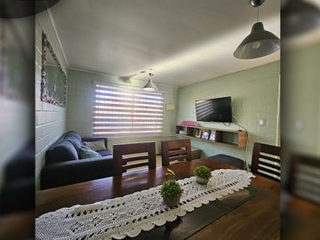Se vende casa de un piso ubicada en Villa Las Palmas, comuna de La Cruz.