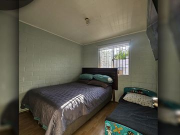 Se vende casa de un piso ubicada en Villa Las Palmas, comuna de La Cruz.