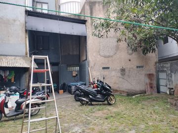 KOSAN AKTIF DIJUAL 3,5 LANTAI LOKASI STRATEGIS DEKAT ALUN-ALUN BANDUNG