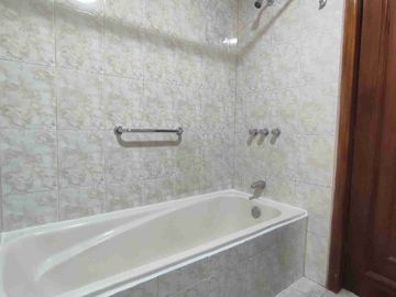 VENDO SUITE EN CUENCA - PUERTAS DEL SOL- FRENTE AL RIO