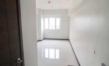 Condo for sale in Quantum Residences Buendia taft Pasay near DLSU CSB