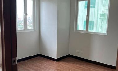 Condo for sale in Quantum Residences Buendia taft Pasay near DLSU CSB