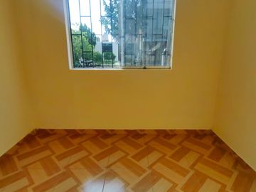 Se Vende Acogedora Casa en La Urb. Las Palmeras Primera Etapa Ica