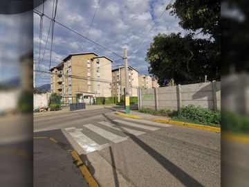 Terreno urbano de 3.000 m2 a orilla de camino, ubicado en Avenida Santa Cruz