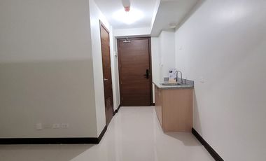 1 Bedroom condo for sale in Quantum Residences Buendia Taft Pasay City