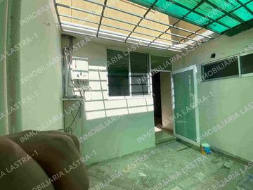 Casa de 4 recamaras, una en planta baja en Fracc. Laguna Real, Veracruz