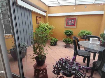 Venta Departamento 2 Habitaciones, 112m2 más Terraza y Pérgola, Sector Swiss Hotel, La Floresta.