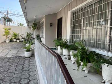 VENDO VILLA ECXELENTE UBICACIÓN