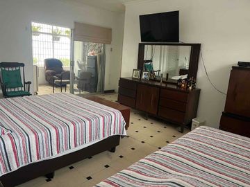 VENDO VILLA ECXELENTE UBICACIÓN