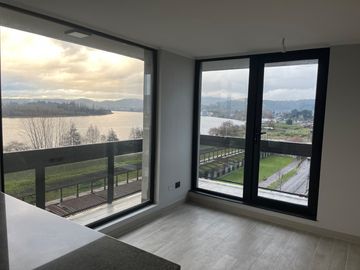 Se vende departamento nuevo con hermosa vista al río Calle Calle