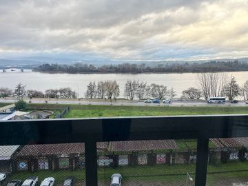 Se vende departamento nuevo con hermosa vista al río Calle Calle