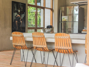 SEMI-FURNISHED 4 BEDROOM HOUSE FOR SALE IN TALI BEACH, BATANGAS