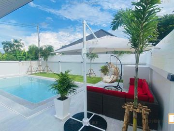 ขายบ้านเดี่ยวพูลวิลล่าใหม่ พร้อมเฟอร์นิเจอร์ ตกแต่งครบ ห้วยใหญ่ พัทยา
