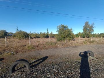 SE VENDE PARCELA ORILLA CARRETERA LOS ÁNGELES
