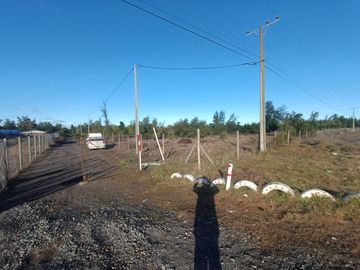SE VENDE PARCELA ORILLA CARRETERA LOS ÁNGELES