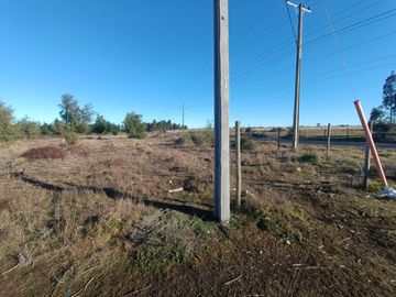 SE VENDE PARCELA ORILLA CARRETERA LOS ÁNGELES
