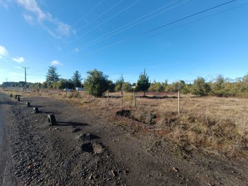 SE VENDE PARCELA ORILLA CARRETERA LOS ÁNGELES