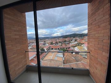 ¡En venta moderno departamento de 2 dormitorios con 3 balcones!