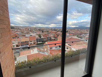 ¡En venta moderno departamento de 2 dormitorios con 3 balcones!